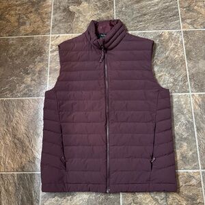 WindRiver Men’s Maroon Insulated Puffer Vest – Size S/P – Hyper-Dri